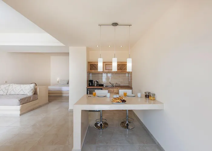 بيرلا نيرا سويتس *