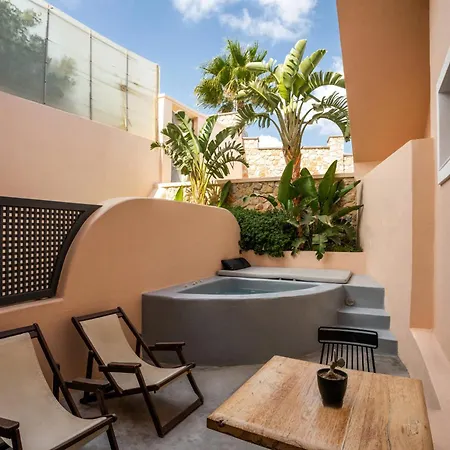 Perla Nera Aparthotel