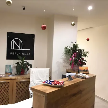 Perla Nera Aparthotel 4*