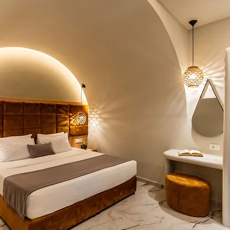 Perla Nera Aparthotel Fira (Santorini)