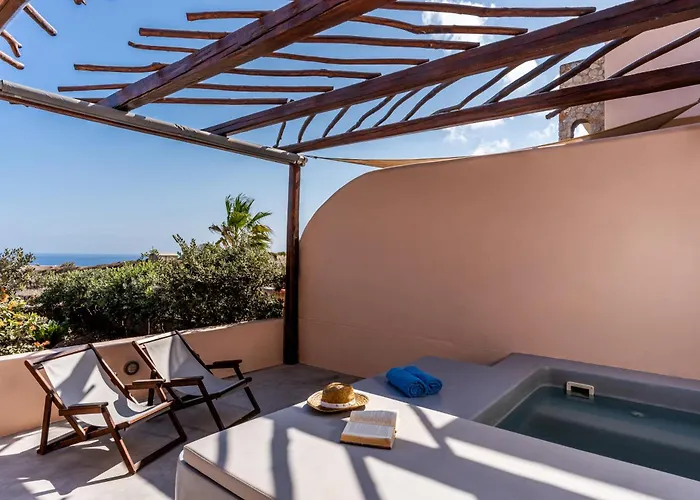 佩拉娜拉套房公寓